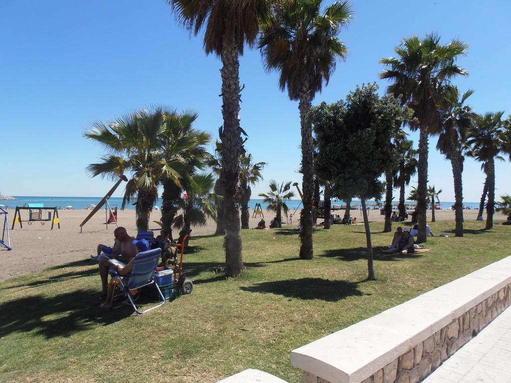 City Center Next To The Beach 2 Bedrooms Apartment Málaga Buitenkant foto